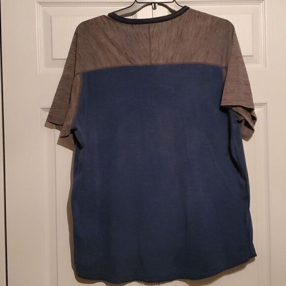 AmericanĀ Eagle Outfitters Men's Blue & Grey 2 Button Shirt size XXL - Picture 4 of 6